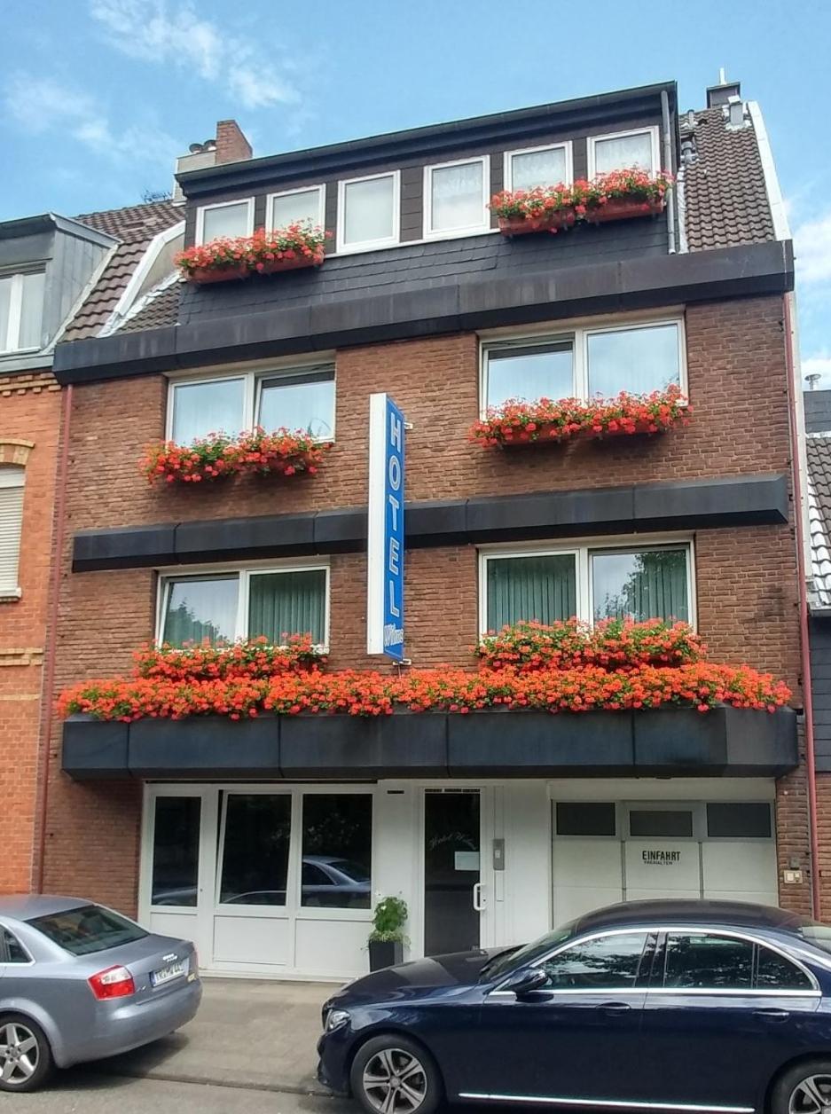 Gaestehaus Hotel Wilms ケルン エクステリア 写真
